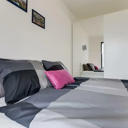Appartamento Waltrovka Garden With Parking, Netflix, Hbo Praga