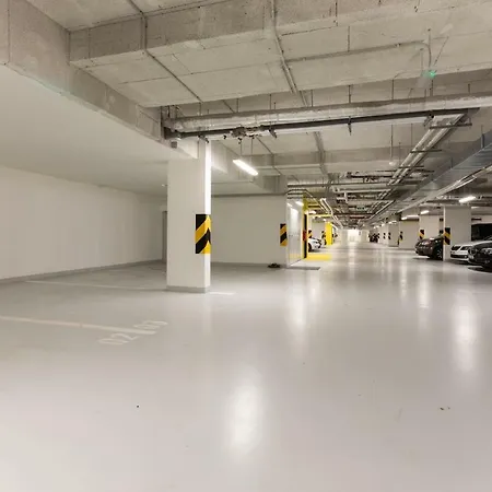 Waltrovka Garden With Parking, Netflix, Hbo Appartamento